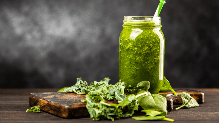 Revitalizing Spinach & Kale Smoothie with Inulin Fibre Revitalizing Spinach & Kale Smoothie with Inulin Fibre